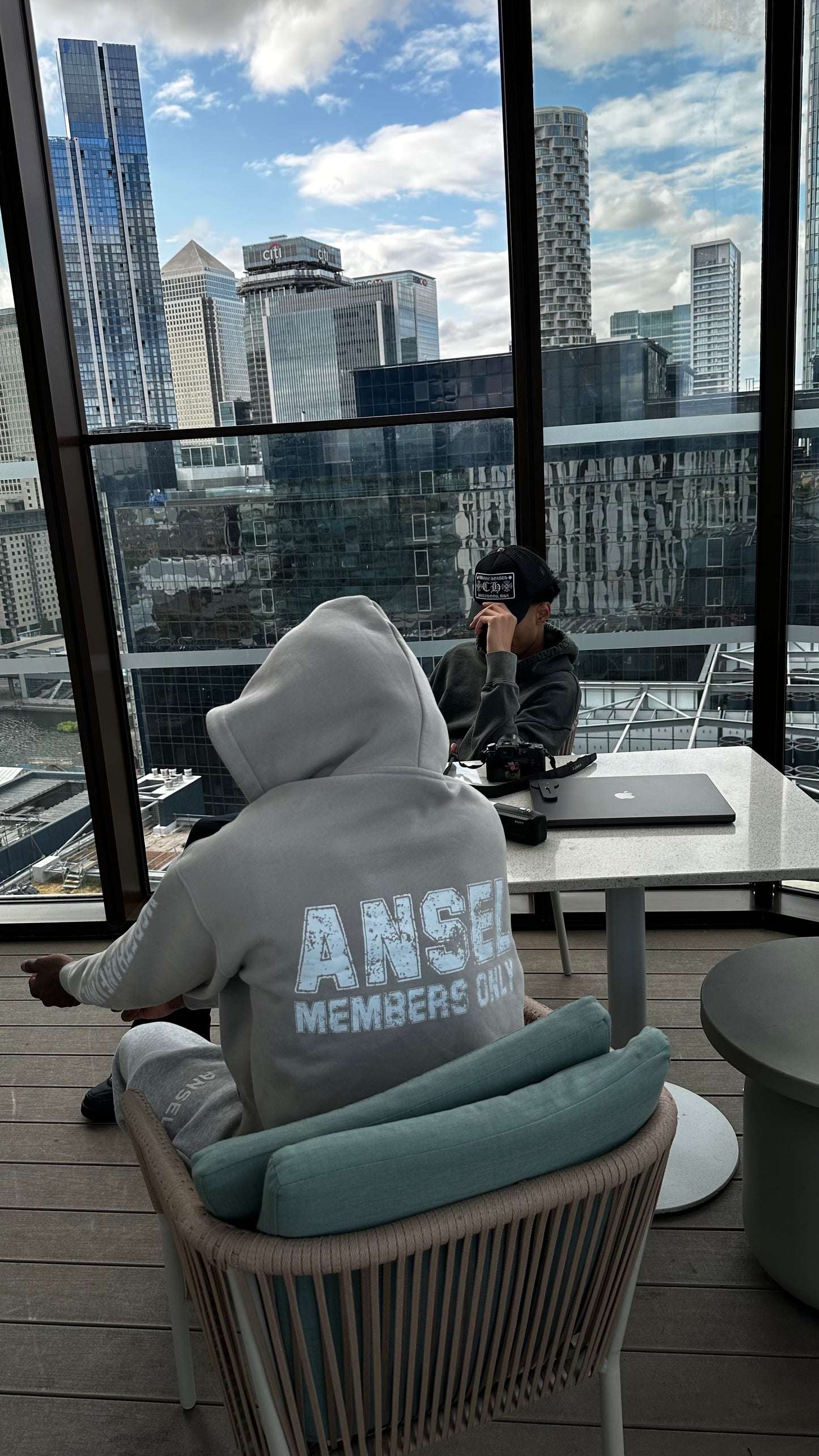 ANSEL MEMBERS ZIPUP HOODIE (COOL GREY)