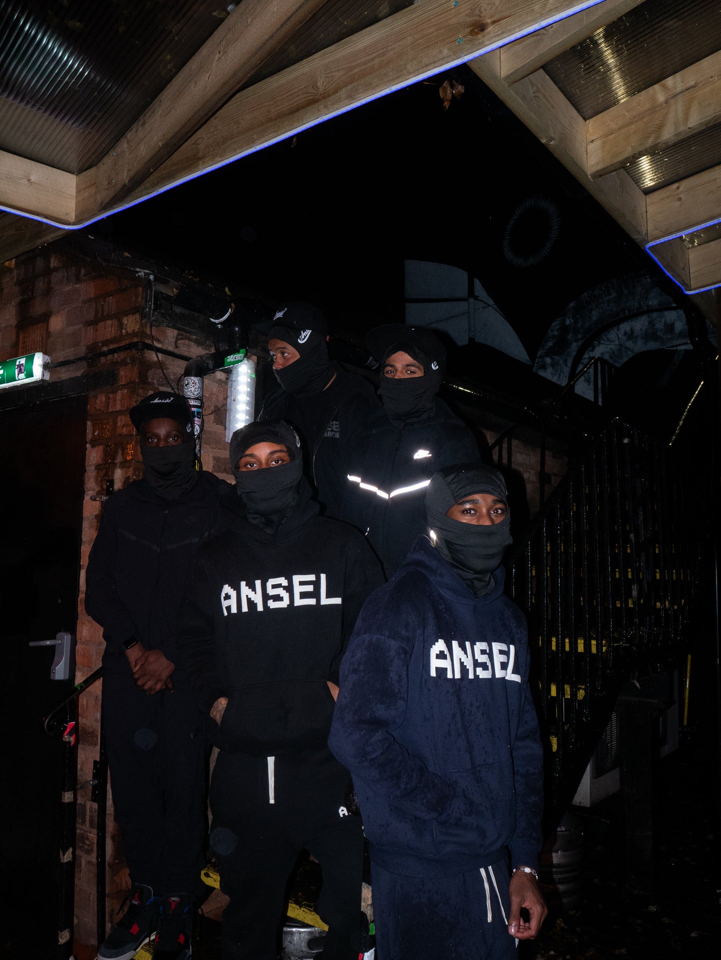 ANSEL EMBLEM SKI MASK (BLACK)